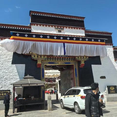 圣洁的西藏（扎什伦布寺）