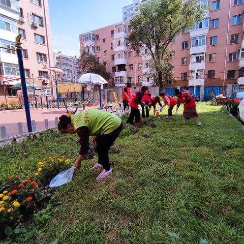 顺水社区开展“洁净绿化守文明，道德新风暖家园”公民道德日志愿活动