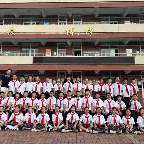 【书香润童年，阅读伴成长】——云兴小学第62期班班有读活动