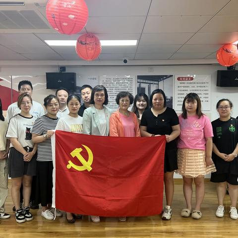 【普陀区“大梁带小梁”第三组第三次现场实训】陆一居民区老年友好型社区建设，打造没有围墙的敬老院