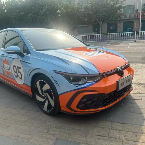 街头潮流与品牌文化的融合