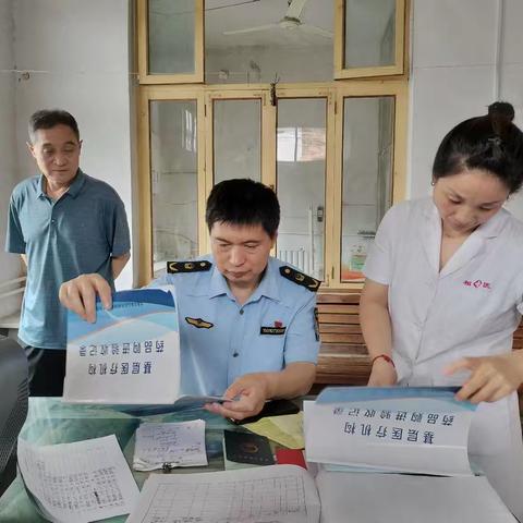 相公庄市场监管所开展村卫生室药械使用质量安全检查