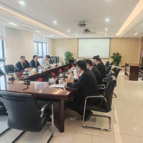 总行公司银行部副总经理张亮一行赴淮南分行开展公司贷款投放督导帮扶交流座谈