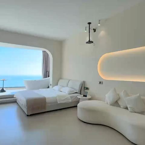 Seafog思弗民宿.古迩 岛屿心情奶油海景大床房带浴缸 （2栋18楼1803）