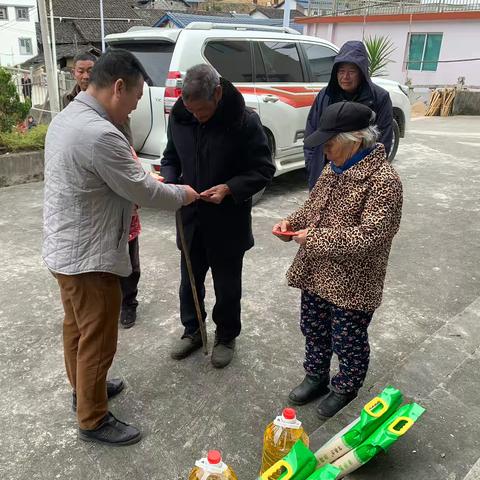 宁德市民爆物品行业协会开展寒冬送暖爱心慰问活动