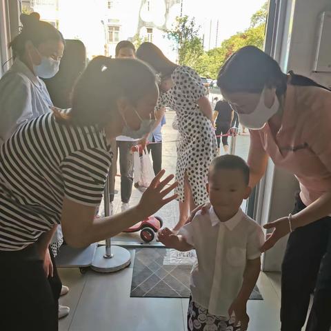 走进八方幼儿园家长开放日活动