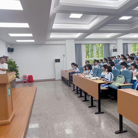 “宝剑锋从磨砺出”——记海口市第一中学地理科组安洪嘉老师竞选海口市优质课