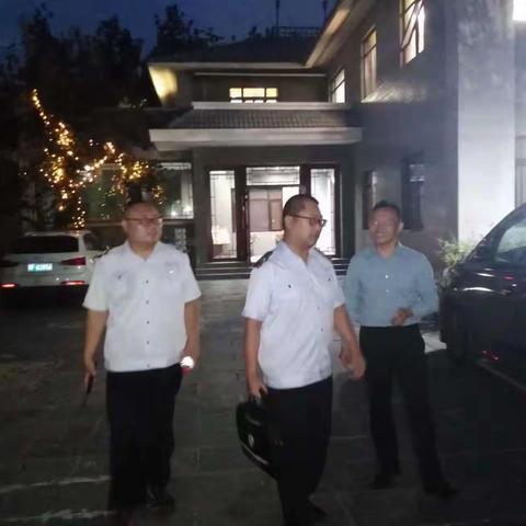 排隐患筑防线｜香山街道开展安全隐患大排查集中夜查行动