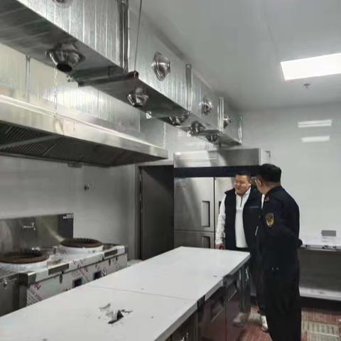 海口市市场监管局美兰分局强化餐饮油烟治理助力大气污染防治