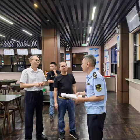 海口市市场监管局美兰分局强化餐饮油烟治理助力大气污染防治