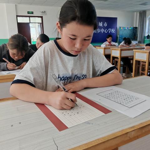 笔墨丹青承古韵 ‍纸间芳华续新章