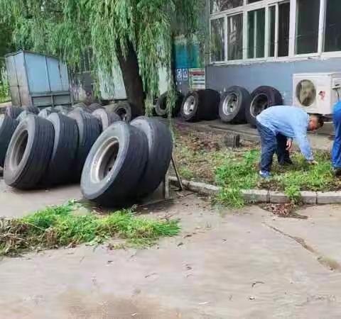 保修分公司周五卫生日活动