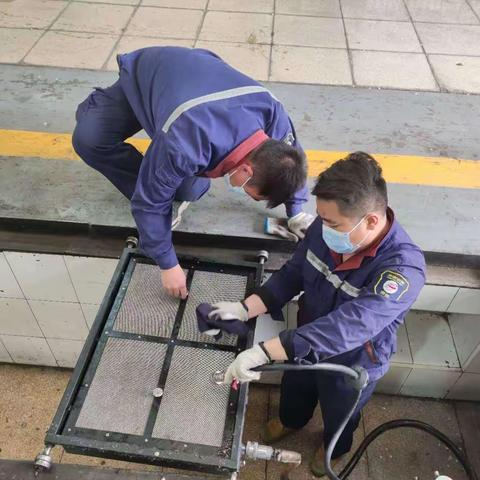 保修分公司周五卫生日活动