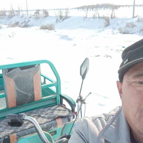 位伯镇：开展常态化巡河，确保河渠安全