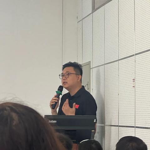 落实有效集体备课，促进课堂教学提质