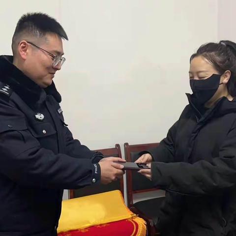 暖心警事 | 新年第一面锦旗 温暖开启2024