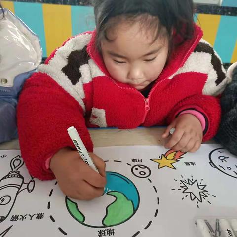 “双减”下成长，美育中绽放 张老家小学一二年级绘画长卷描绘美好未来