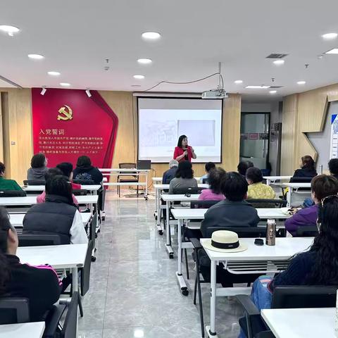 近邻温情传家教  巧手感恩颂母恩