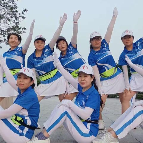 西华娲城俱乐部，骏马健步总队棒棒哒！