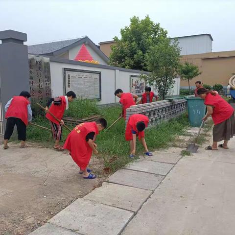 周流村组织开展义务清洁日活动