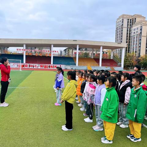 飒爽风姿恰少年 队列队形展风采 -—延新一小学一（6）班队列队形比赛 ‍ ‍