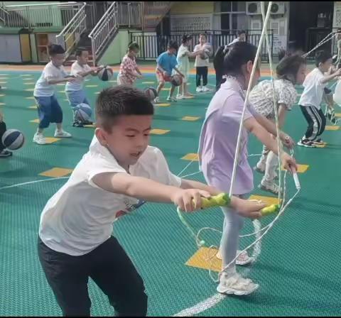 日照红缨海贝儿幼儿园果五班本周记录