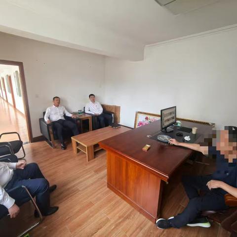 辽阳分行“兴企万里行”之信刚行长、王炳程副行长走访私人银行客户