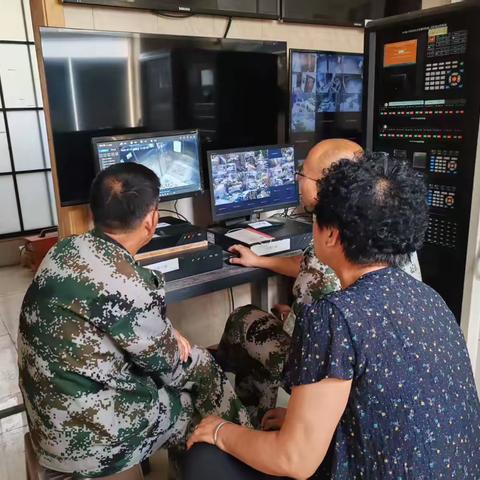 潞华街道西华社区———网格员通过查找监控，帮助居民找回丢失的手机