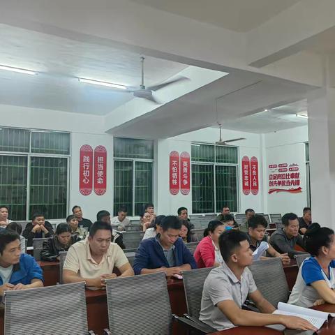 育才生态区马亮村积极推进第二轮土地延包工作