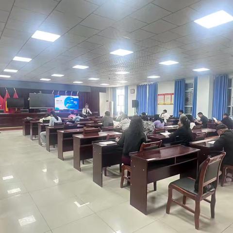 阿克陶支行营业部公积金e贷专项营销活动走进恰尔隆镇