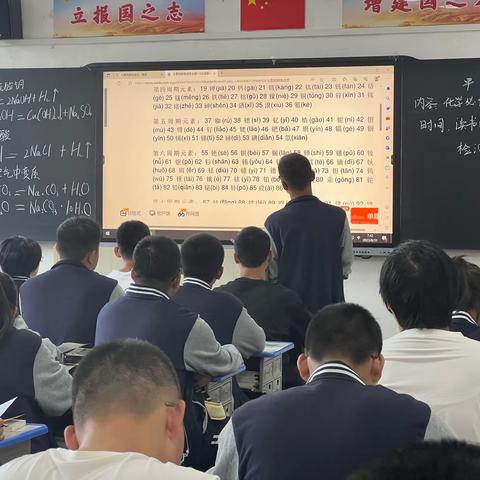 朗朗读书声，孜孜勤学影———新学期学生读书记