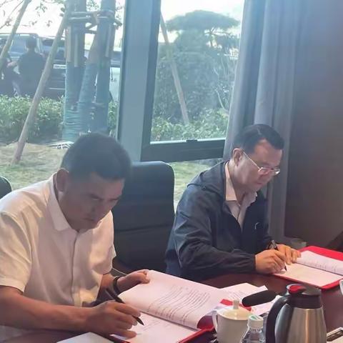 西部产融中心、产融联合体与布拖县人民政府达成战略合作