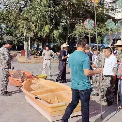 【爱国卫生运动】千家镇乐光居：开展“清塘行动” 清理鱼塘垃圾