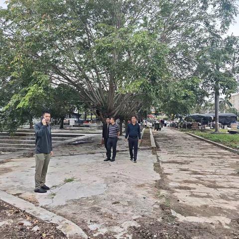 抱伦社区大力开展环境卫生专项整治 积极回应群众期盼