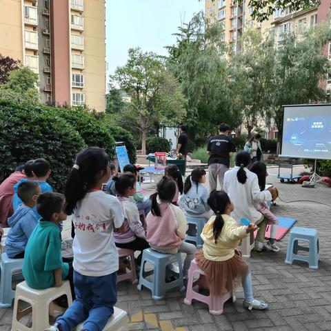 观红色电影，承红色精神