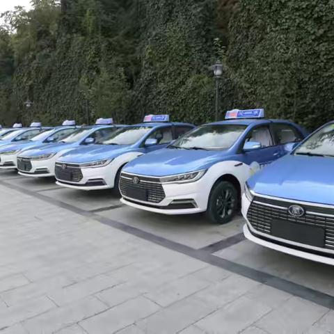 沁水县交通运输局 推动“听民意办实事”走实见效 ——我县首批15台新能源巡游出租车投入运营