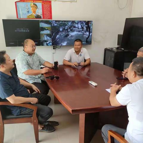 （湾坡）蓝月美的简篇