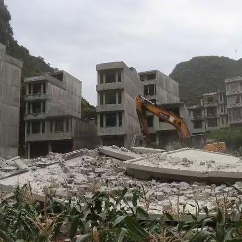 新靖镇:该拆必拆！“零容忍”整治农村乱占耕地建房