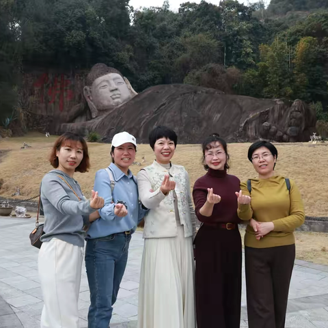 淘金修心，金蛇纳福--新年快乐（上）