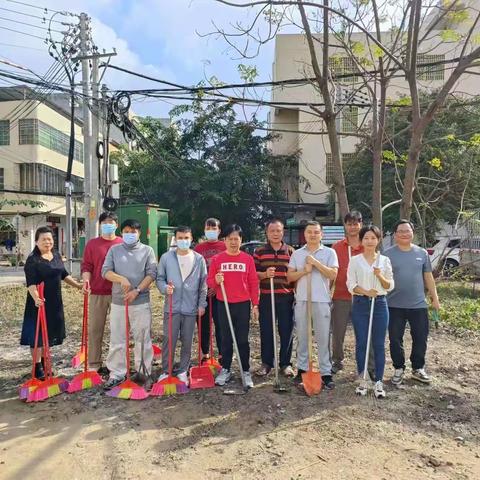 新市村开展“爱国卫生提质年”主题活动