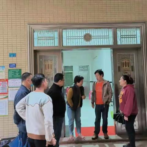 寒潮来袭，温暖守护——新市村开展困难群众走访活动