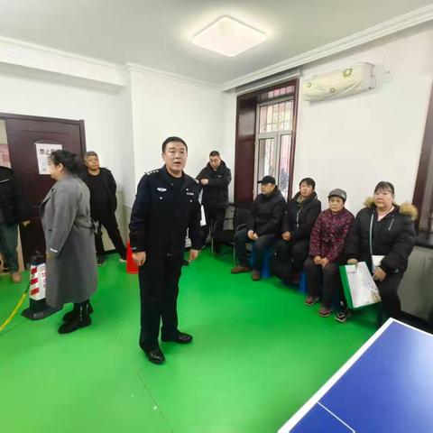 保障社区民警深入居民活动开展反诈宣传的措施