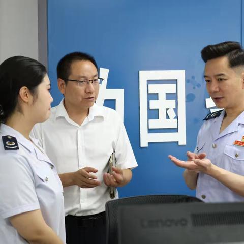 “一把手”走流程 “零距离”优服务