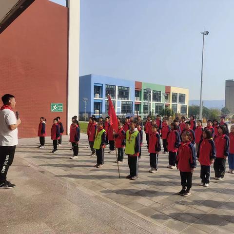 石家庄市井陉矿区天护小学 庆祝中国少年先锋队建队74周年活动:“学习二十大  争做好队员”