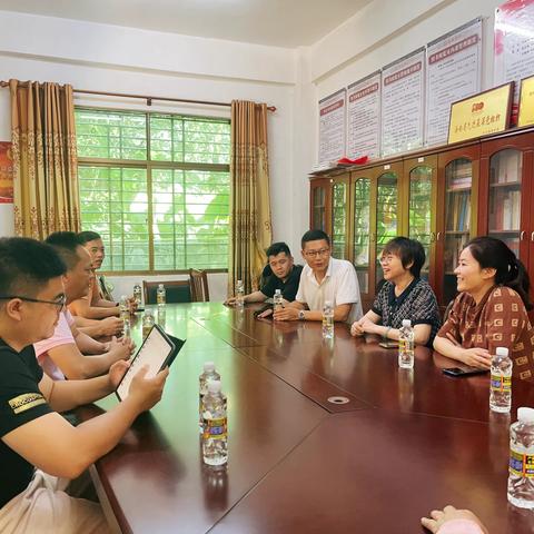 心系乡村振兴建设.情牵驻村一线干部 ——海口市妇幼保健院看望慰问驻村第一书记