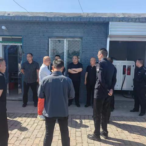 维护“五一”旅游市场安全 取缔车用助燃剂销售点