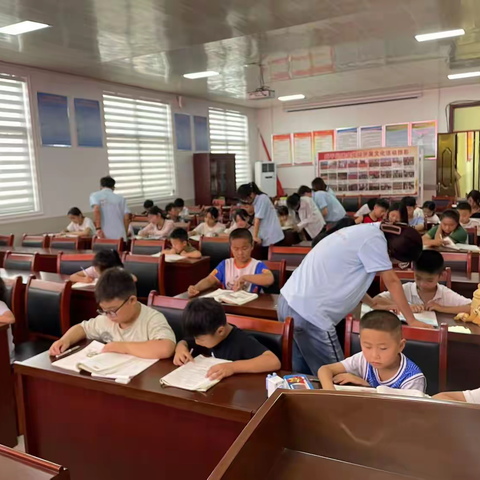 咸平街道开展“暑期相伴 快乐同行”社区关爱服务活动