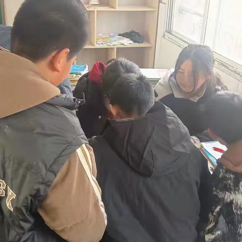 携手并进，共绽光彩✨ -------六（3）班小组合作学习