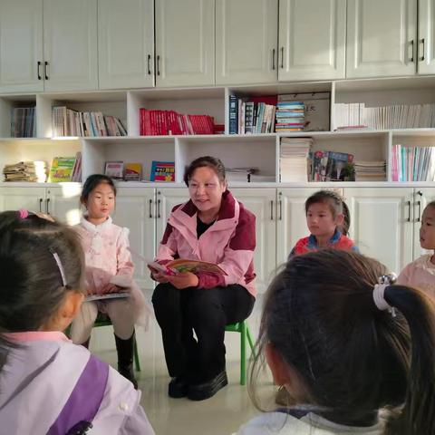 东窑子幼儿园开展全民终身学习——“老少共读 书香润心”活动