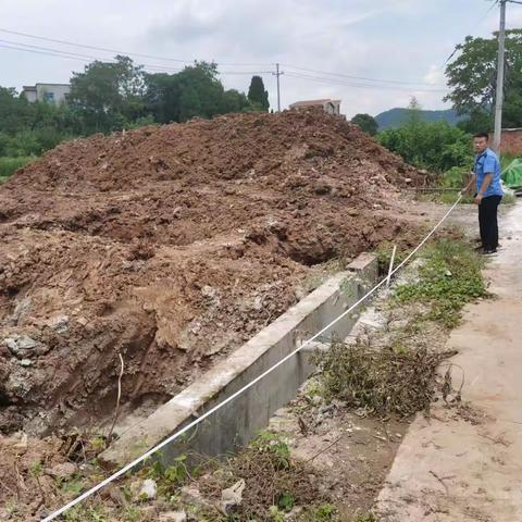 落实耕地常态化保护要求，实现耕地保护监管闭环  —诸葛镇开展常态化农户建房巡查